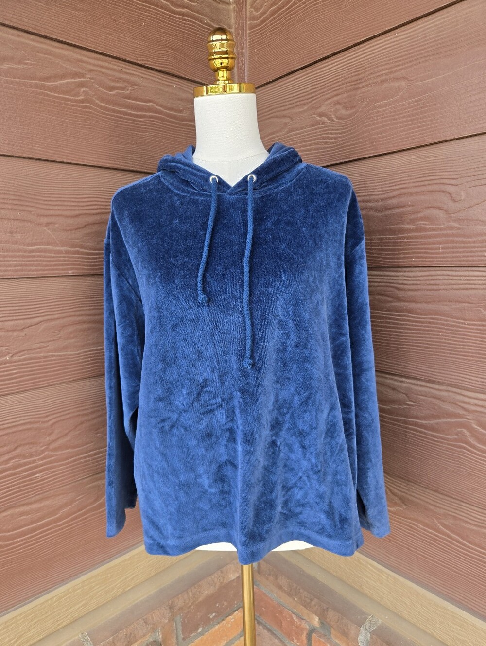 GAP Athletic Blue Velour Hooded Pullover – Women’s Medium